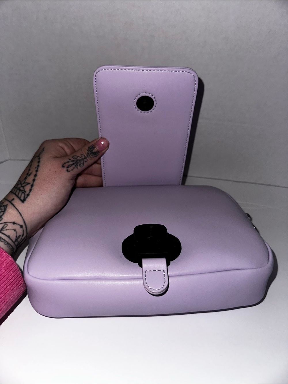 MONOS Quick Snap Purple Icing Travel Pouch - Picture 8 of 13